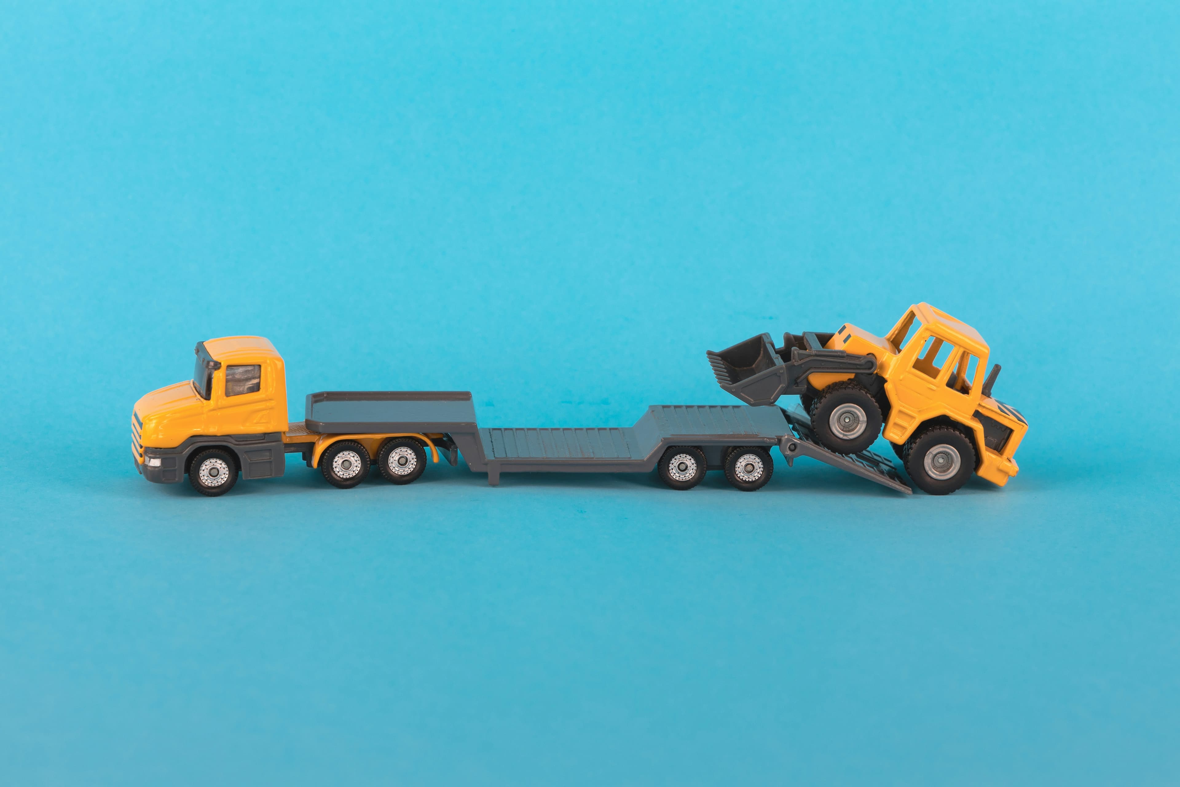 Equipment Financing vs Equipment Leasing: Which Is Right?